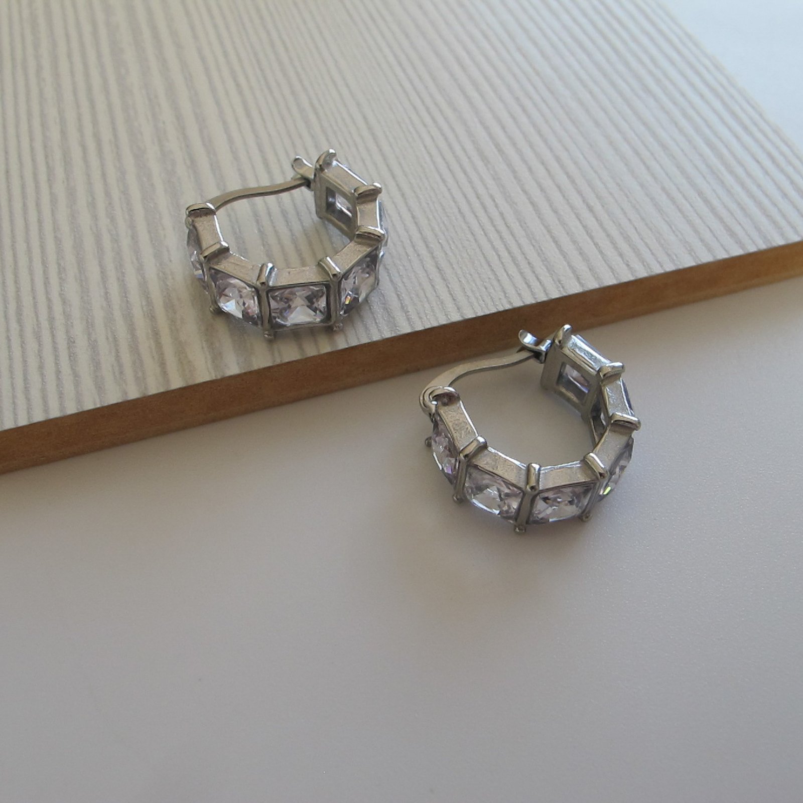 Silver Square Zircon Band Σκουλαρίκια