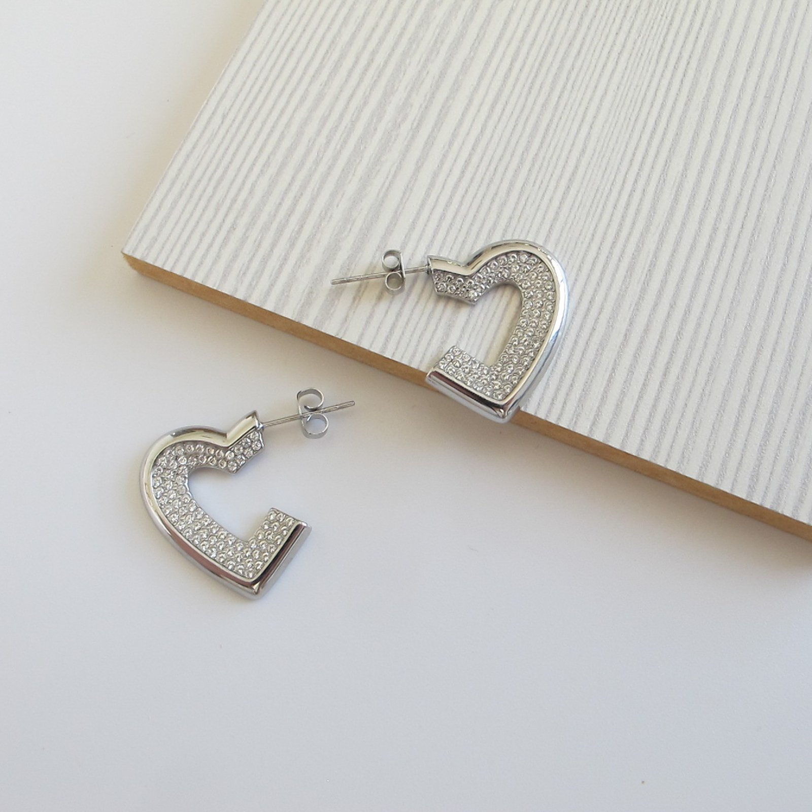 Silver Pave Heart Hoops Σκουλαρίκια