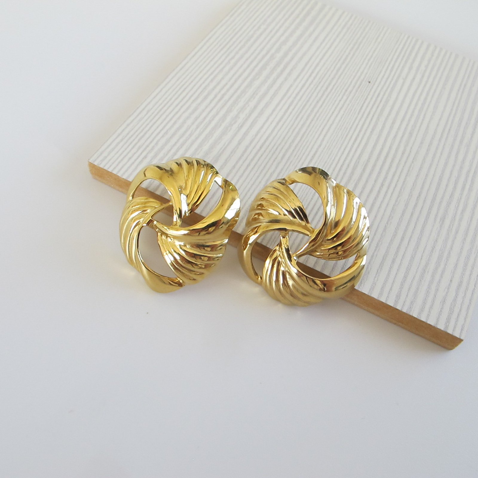 Swirl Flower Σκουλαρίκια