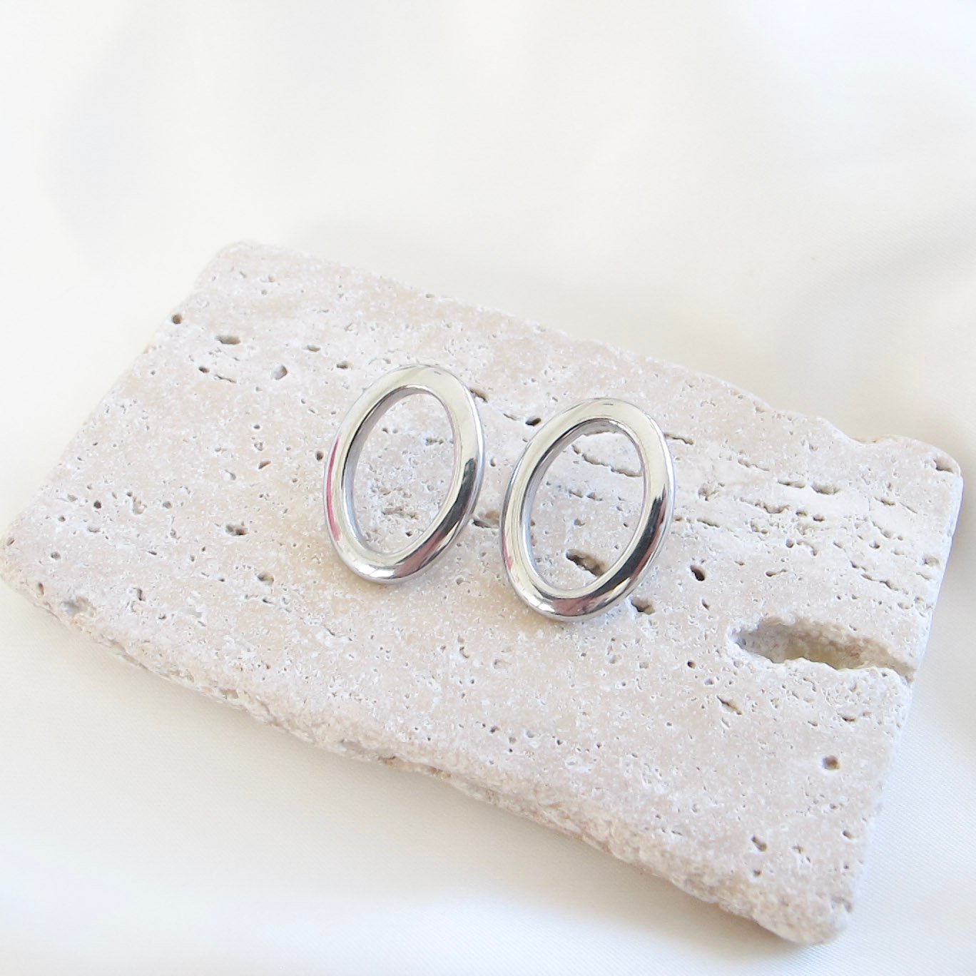 Silver Open Oval Stud Σκουλαρίκια