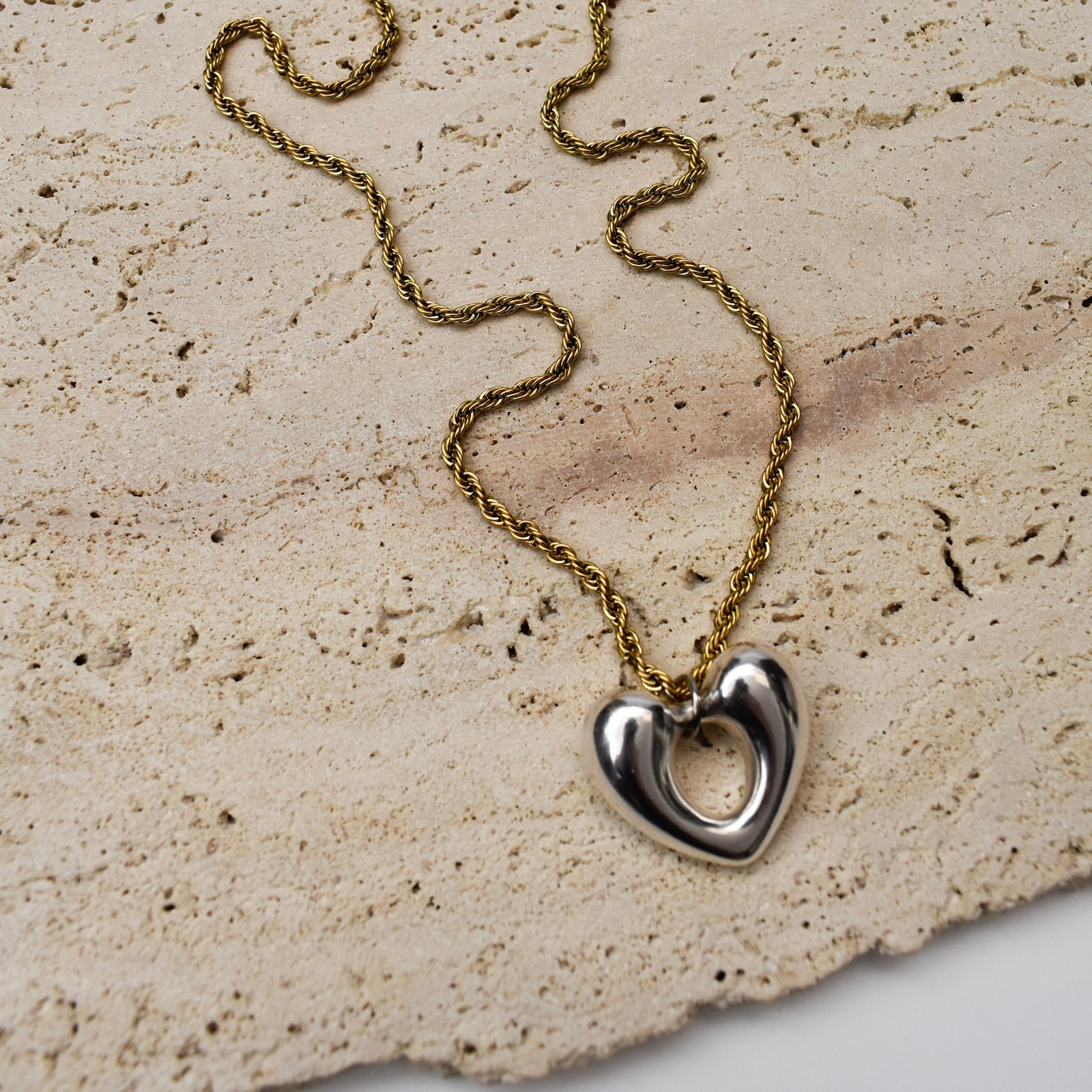 Two-Tone Heart Κολιέ