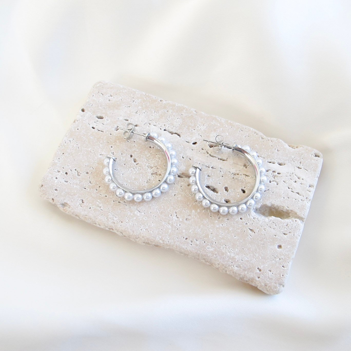 Silver Pearl Hoop Σκουλαρίκια