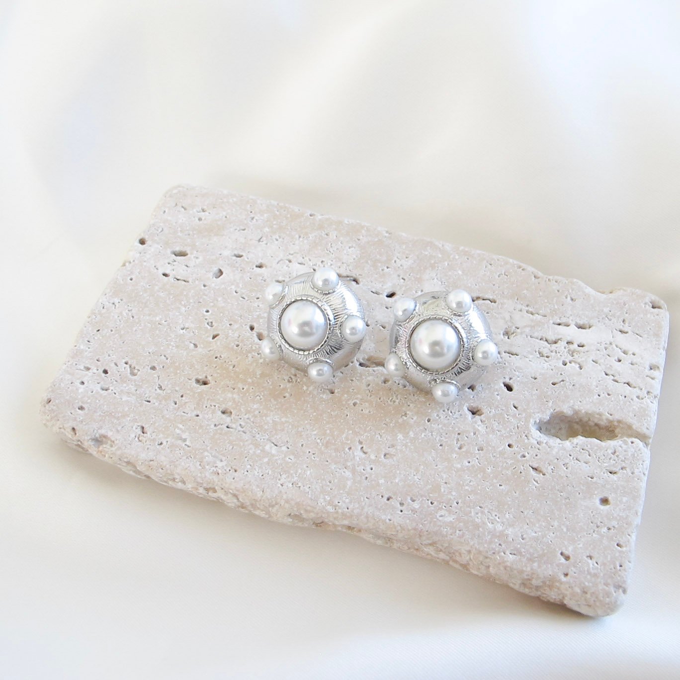 Silver Celestial Pearl Stud Σκουλαρίκια