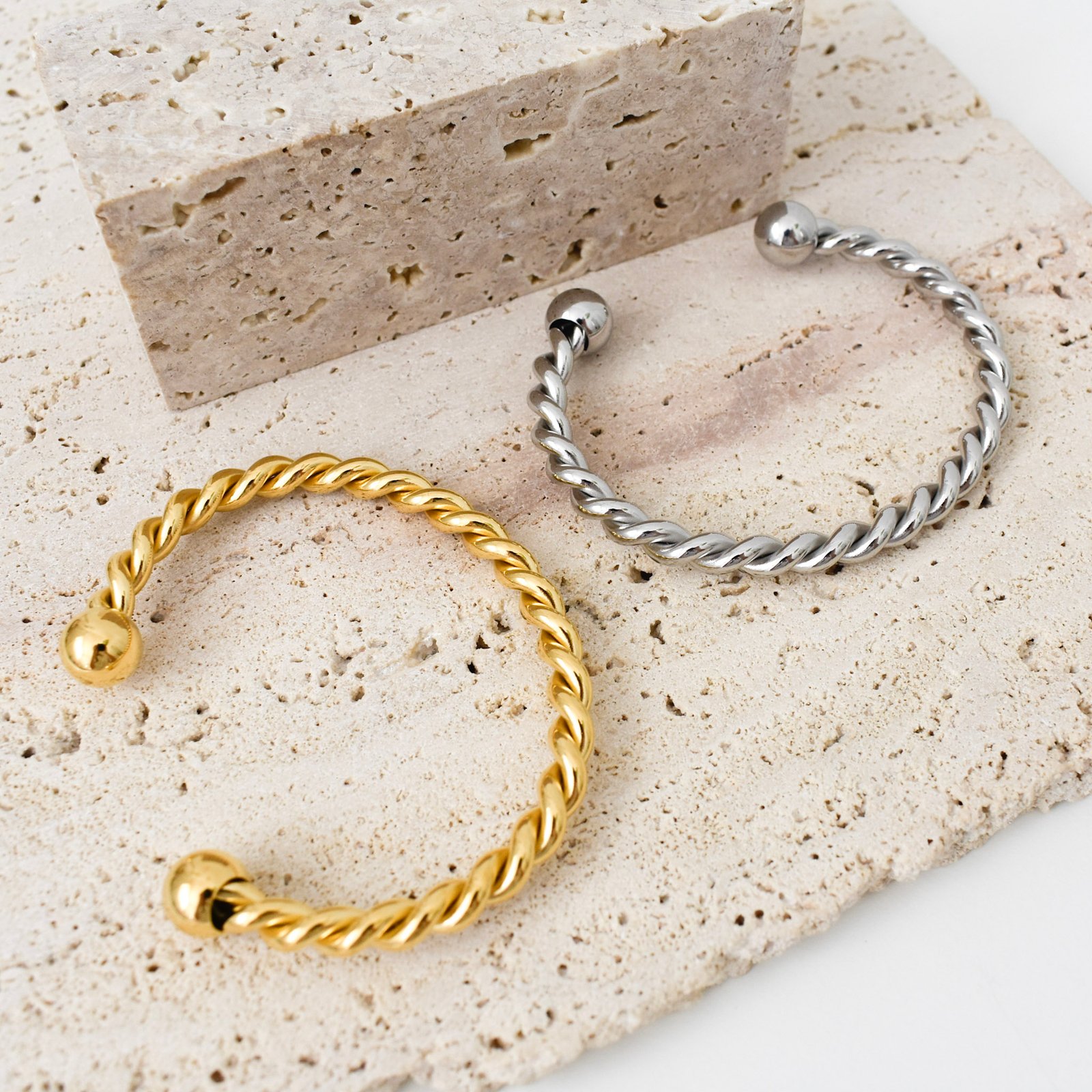 Twisted Rope Cuff Βραχιόλι