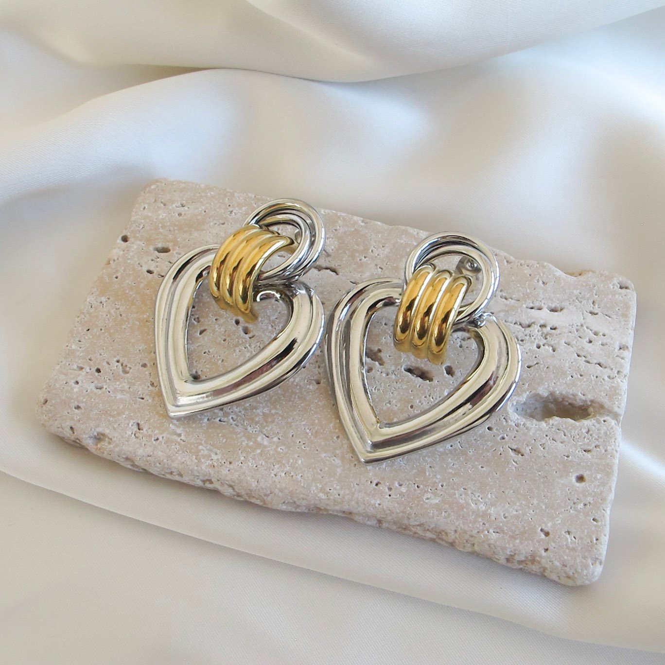 Two-Tone Heart Σκουλαρίκια